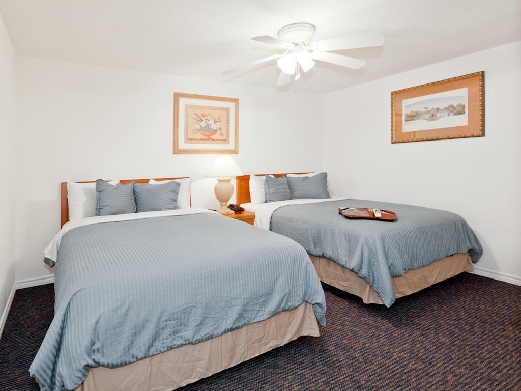 Hempstead Country Inn & Suites Cameră foto